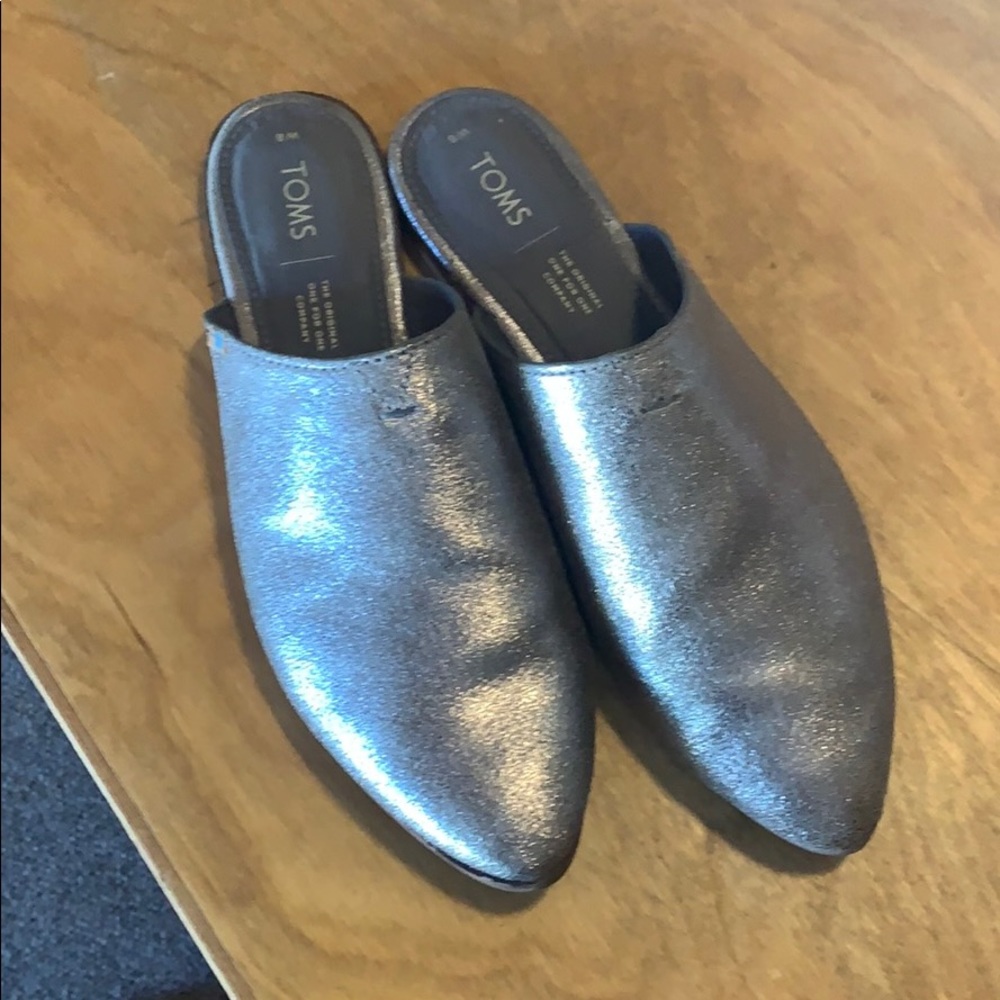 Toms silver Mules